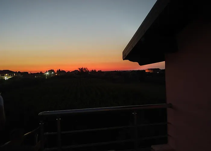 Pish Poro - Tatil Evi Fier